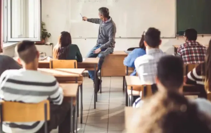 ESPECIALIZACION DE PROFESORES